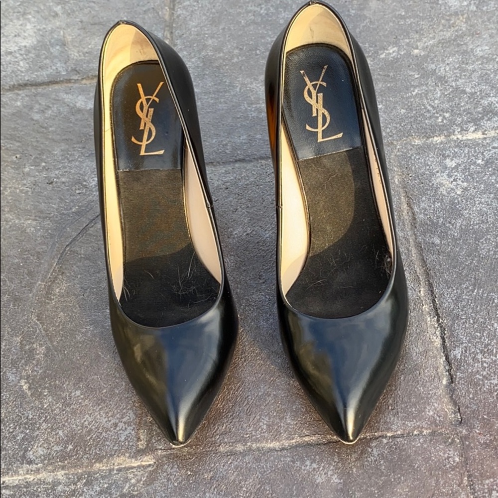 Yves Saint Laurent black pump - Picture 2 of 7